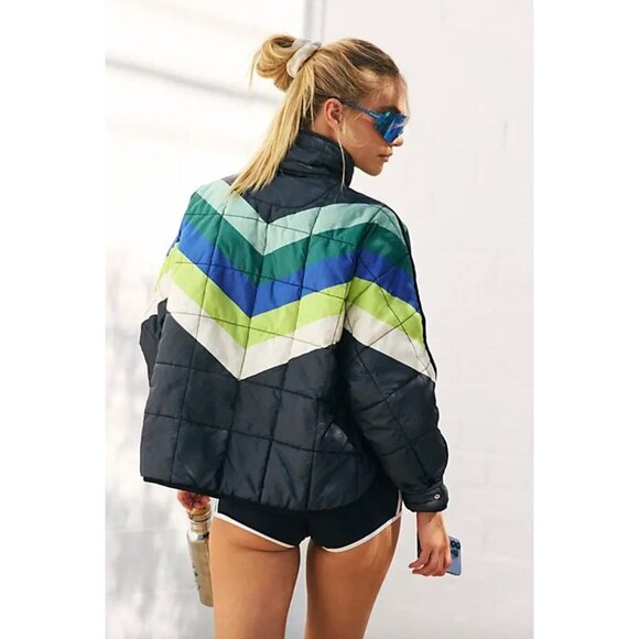 Free People FP Movement Pippa Packable Puffer Size Medium Y2K Stripes 90's BLK - Picture 1 of 4